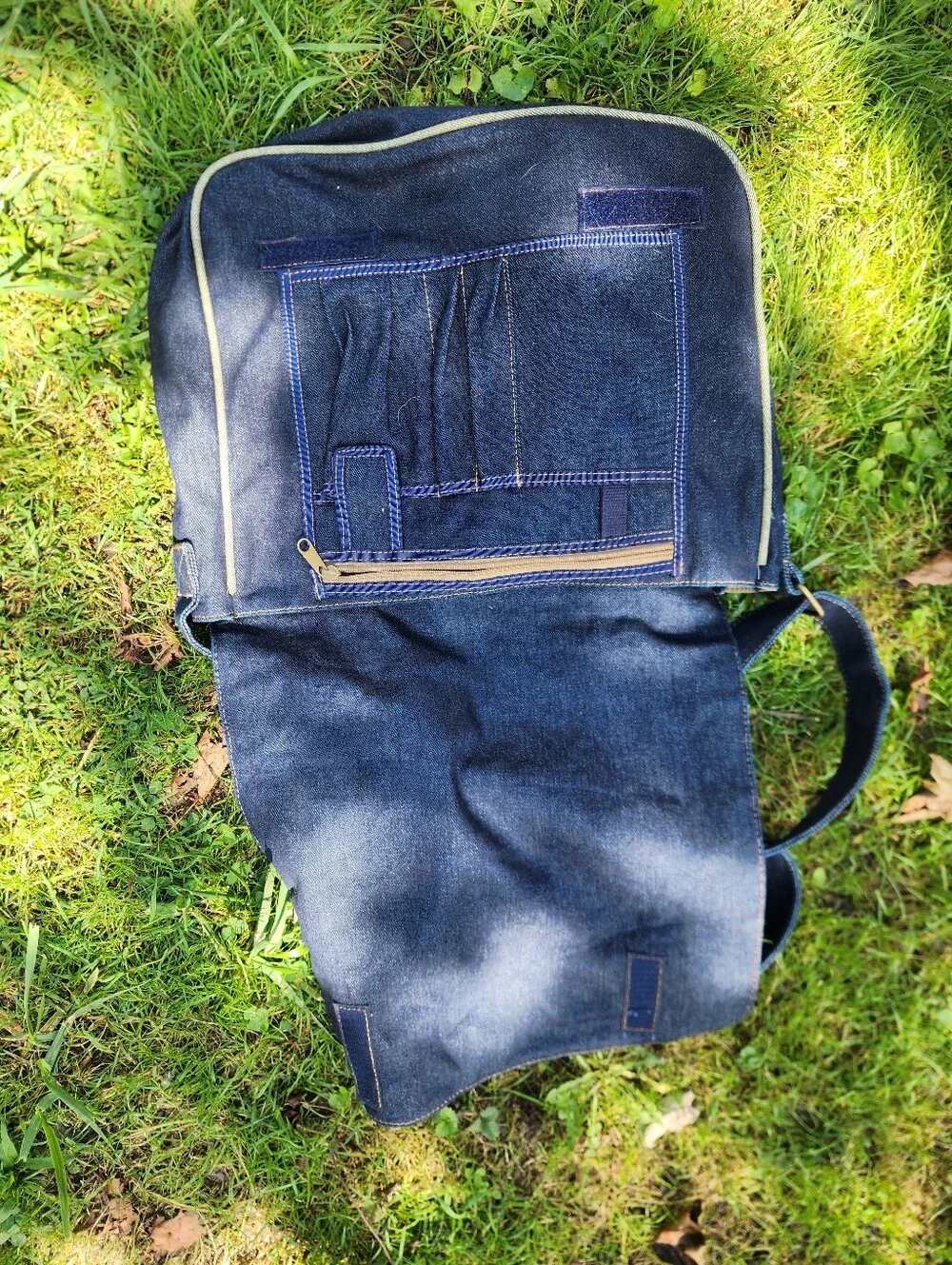 Volcom Denim Messenger Bag in Dark Blue with Light Blue Accent